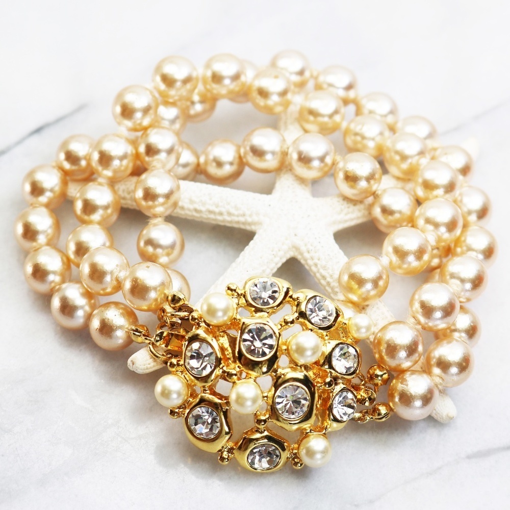⚜️ Vintage Kenneth Lane Multistrand Pearl Bracelet